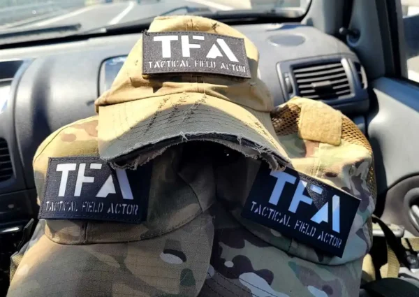 Czapki Tactical Field Actors używane podczas szkoleń i symulacji